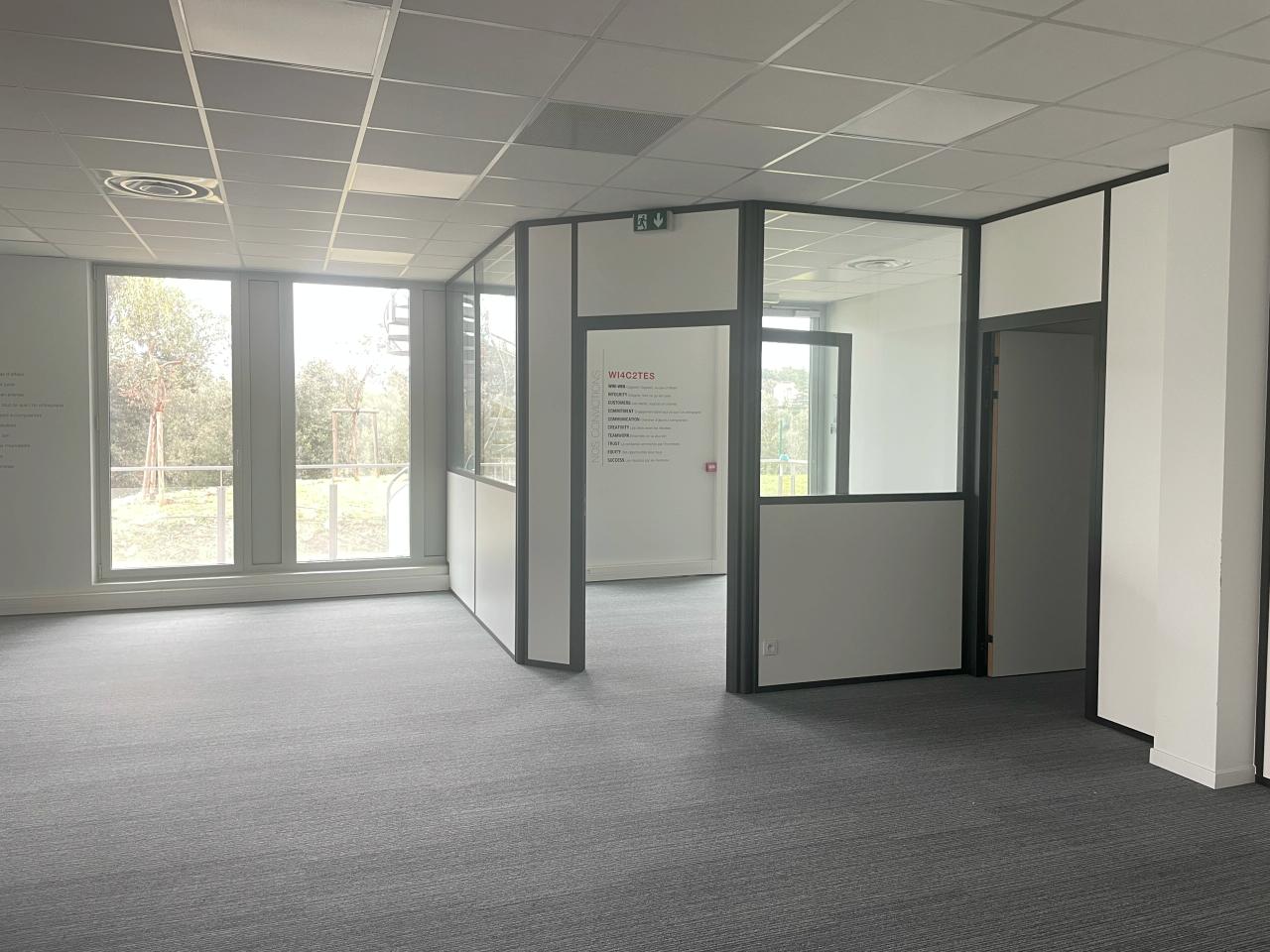 Bureau Biot 330m² Location bureau Biot Alpes-Maritimes OLBUR2530464 3